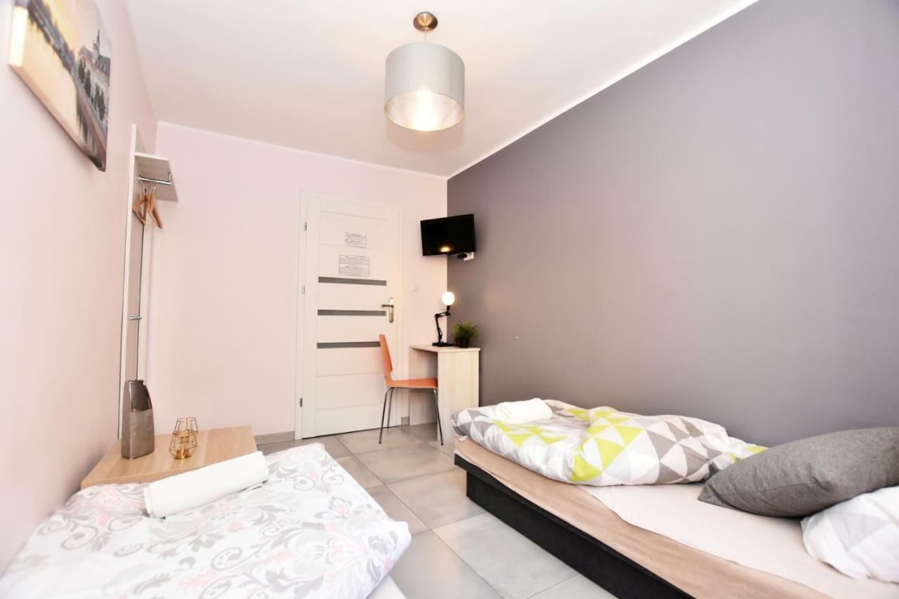 City Central Hostel Laciarska Wrocław Eksteriør billede
