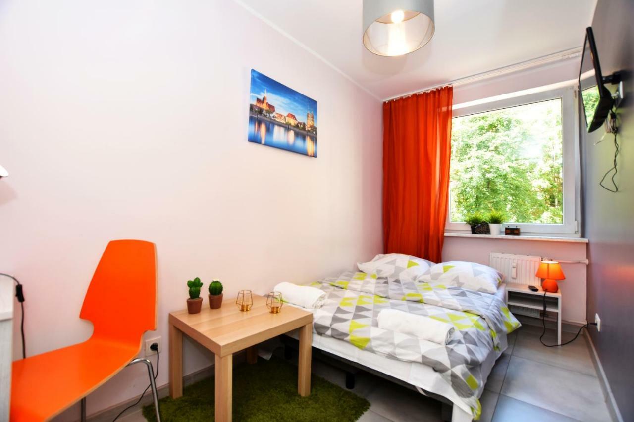 City Central Hostel Laciarska Wrocław Eksteriør billede
