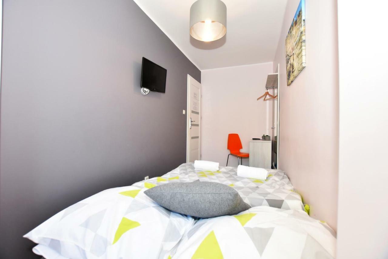 City Central Hostel Laciarska Wrocław Eksteriør billede
